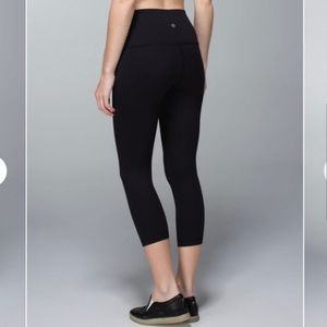 Lululemon Black Wunder Under Crop Legging RollDown